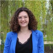 Estudiante francesa da clases de francés durante sur Erasmus !